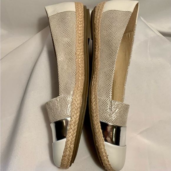 NEW - ANNE KLEIN iFlex leather flats - Picture 6 of 11